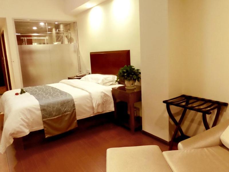 Greentree Inn Jiangxi Jindezhen People Square Jindin Business Hotel Jingdezhen Esterno foto
