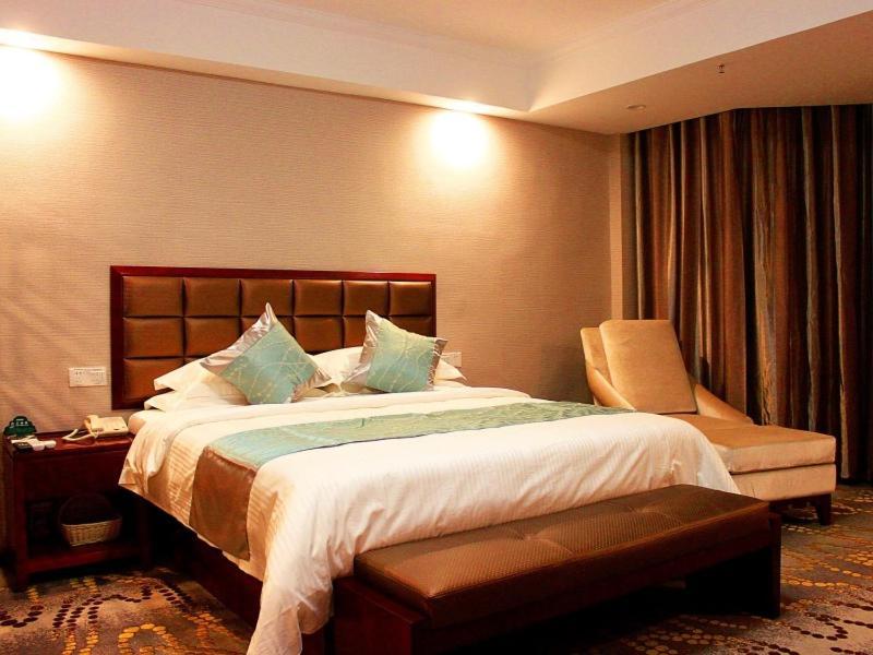 Greentree Inn Jiangxi Jindezhen People Square Jindin Business Hotel Jingdezhen Esterno foto